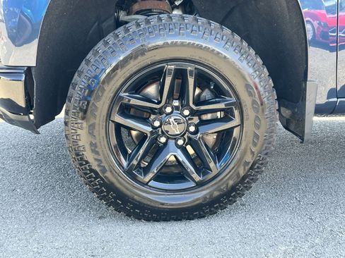Used 2022 Chevrolet Silverado 1500 LT Trail Boss w/ Bed Protection Package AWD/4WD image 20
