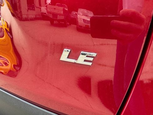 Used 2020 Toyota RAV4 LE w/ All Weather Liner Package FWD image 9