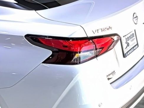 Used 2025 Nissan Versa SV w/ Trunk Package FWD image 10