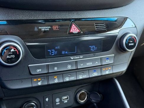 Used 2021 Hyundai Tucson Limited w/ Cargo Package image 29