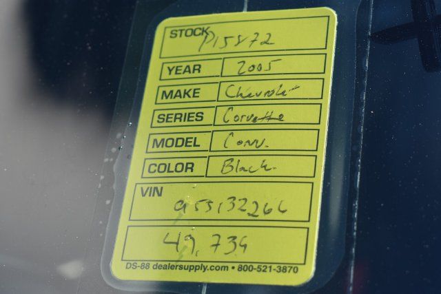 Used 2005 Chevrolet Corvette Convertible w/ Preferred Equipment Group RWD image 32