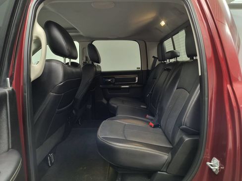 Used 2018 RAM 1500 Laramie w/ Convenience Group AWD/4WD image 21