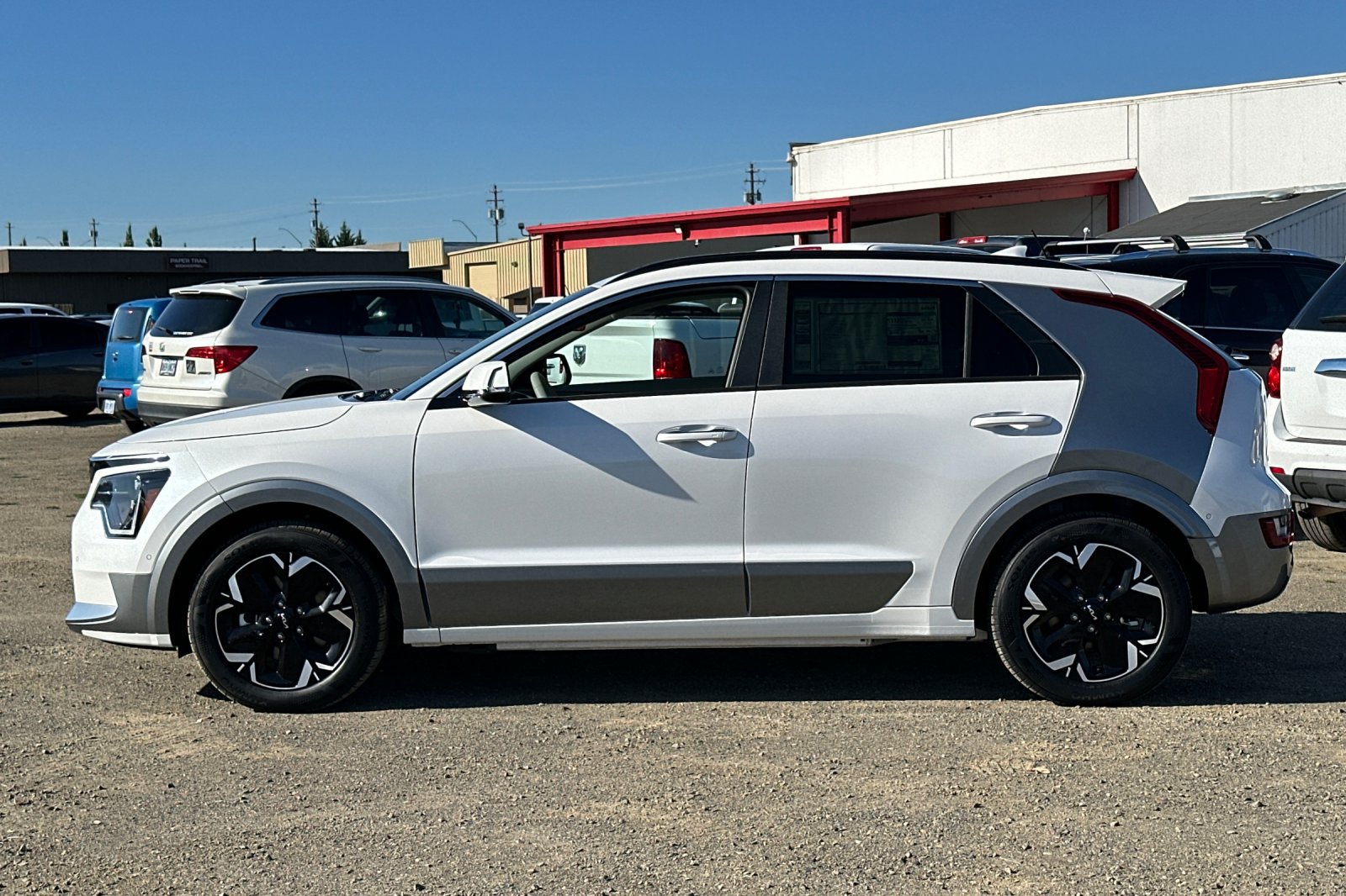New 2026 Kia Niro Wave FWD image 8