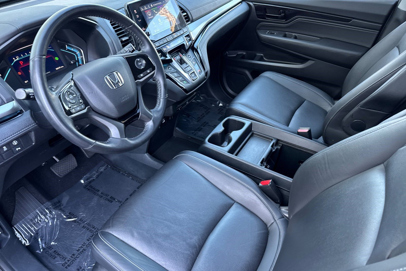 Certified 2024 Honda Odyssey Touring image 4