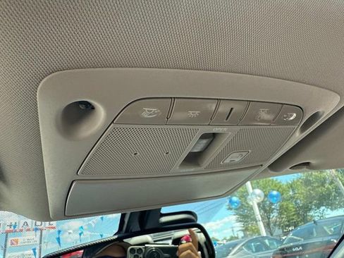 Used 2018 Nissan Maxima Platinum image 27