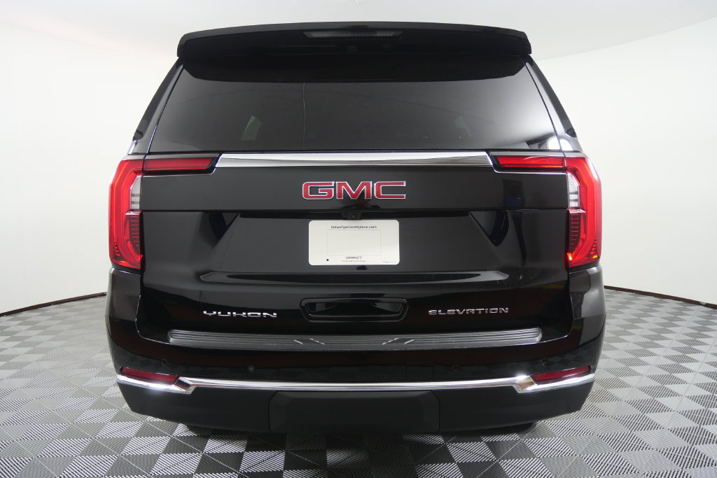 Used 2026 GMC Yukon Elevation AWD/4WD image 4