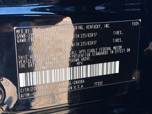 Certified 2025 Toyota RAV4 LE AWD/4WD image 32