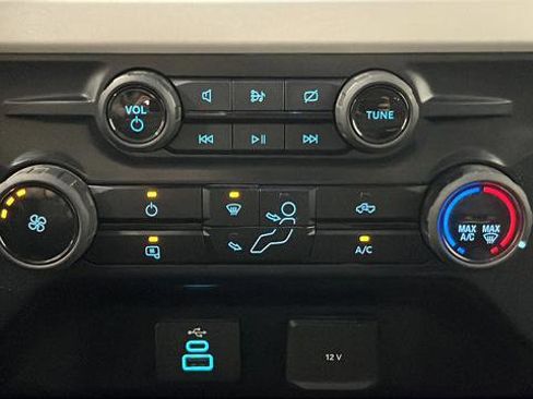 Used 2023 Ford F250 XL image 17