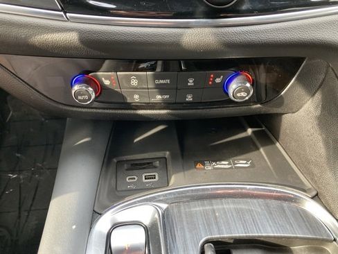 Used 2023 Buick Enclave Essence w/ Sport Touring Edition image 26