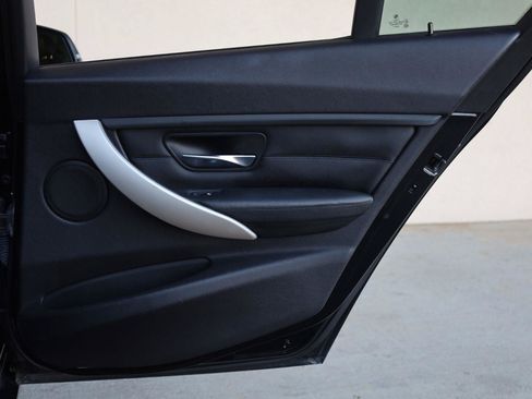 Used 2012 BMW 328i Sedan RWD image 23