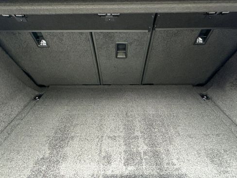 New 2026 Land Rover Range Rover SE AWD/4WD image 30