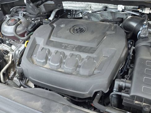 Used 2024 Volkswagen Tiguan SE FWD image 14