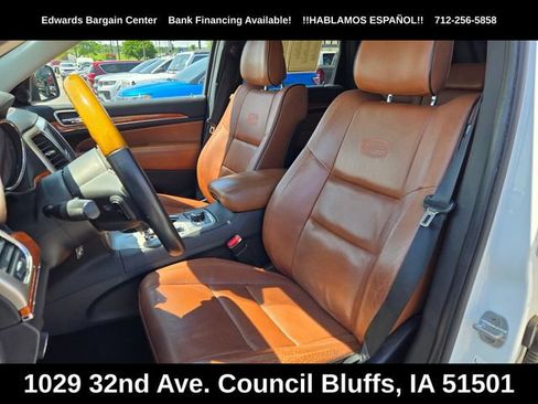 Used 2013 Jeep Grand Cherokee Overland AWD/4WD image 15