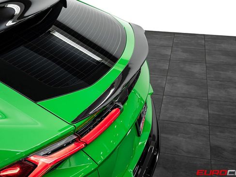 Used 2024 Lamborghini Urus Performante AWD/4WD image 27