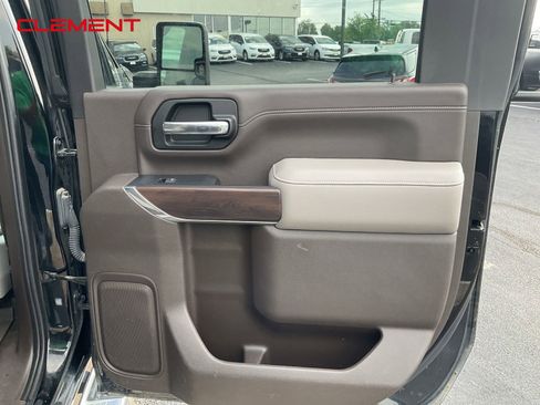 Used 2020 GMC Sierra 2500 SLT image 37