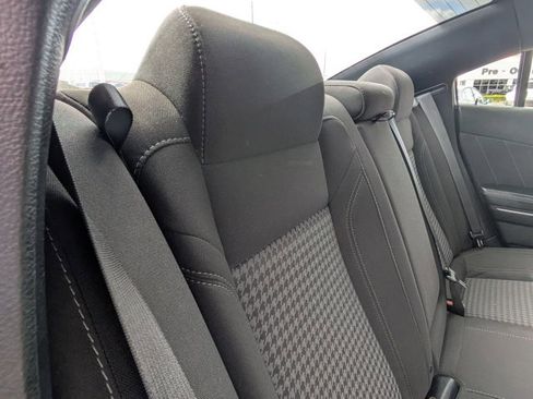 Used 2023 Dodge Charger SXT RWD image 18