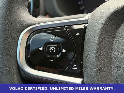 Certified 2024 Volvo XC60 B5 Plus w/ Protection Package Premier AWD/4WD image 18