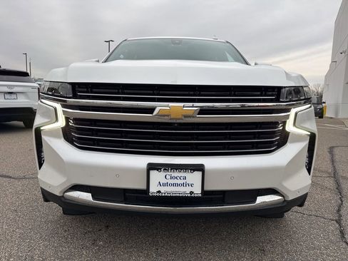 Used 2022 Chevrolet Tahoe LT w/ Luxury Package image 4