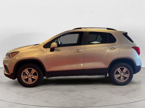 Used 2022 Chevrolet Trax LT w/ Driver Confidence Package AWD/4WD image 6