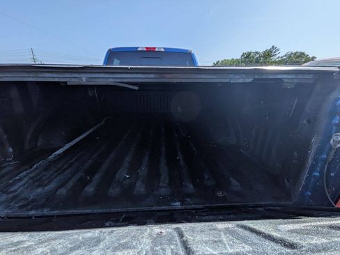Used 2017 Ford F150 XLT w/ Equipment Group 302A Luxury AWD/4WD image 10