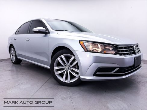 Used 2019 Volkswagen Passat 2.0T Wolfsburg FWD image 1