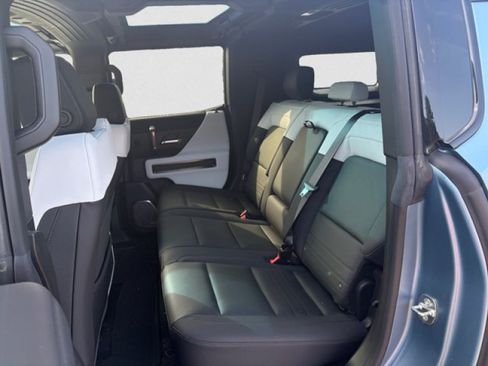 Used 2024 GMC Hummer EV 3X w/ Omega Edition AWD/4WD image 19