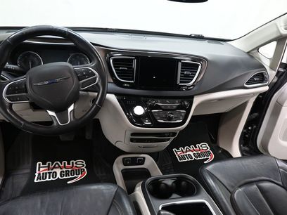 Used 2018 Chrysler Pacifica Touring-L Plus