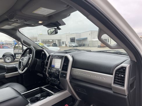 Used 2020 Ford F350 Lariat w/ Lariat Ultimate Package image 22