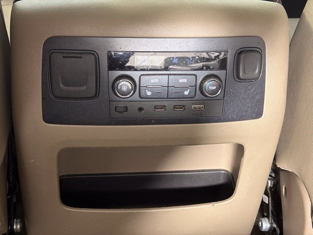 Used 2017 Chevrolet Tahoe Premier AWD/4WD image 33