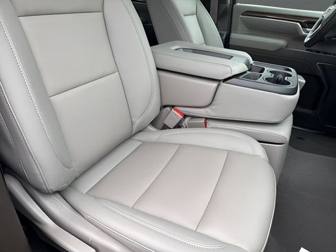 Used 2026 Chevrolet Silverado 3500 LT w/ All Star Edition image 40