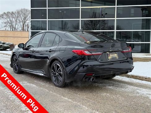 Used 2025 Toyota Camry XSE image 5