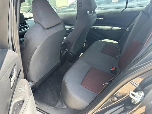 Used 2025 Toyota Corolla SE FWD image 4