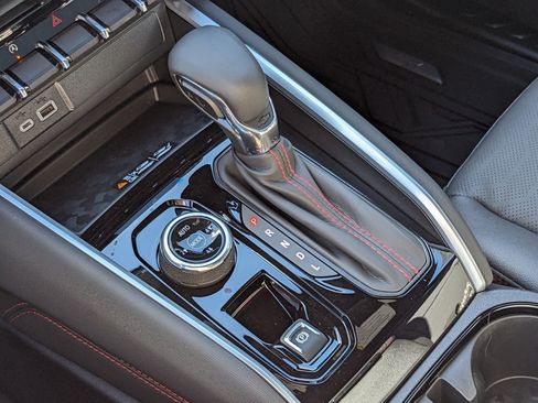 New 2026 Chevrolet Colorado Z71 w/ Technology Package image 13