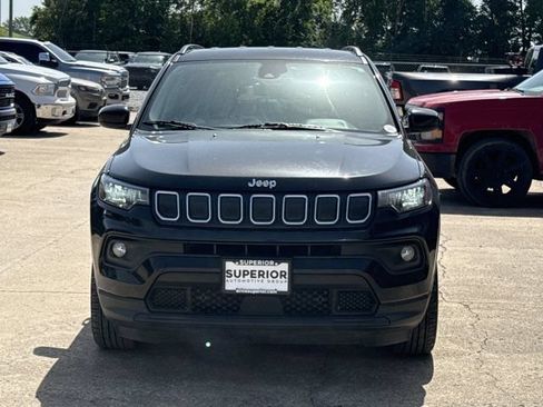 Used 2022 Jeep Compass Latitude AWD/4WD image 13