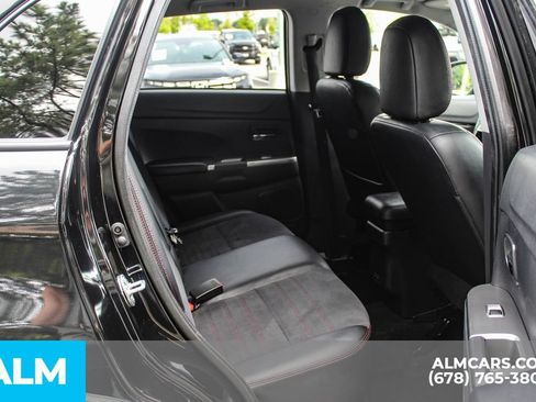 Used 2024 Mitsubishi Outlander Sport SE AWD/4WD image 18