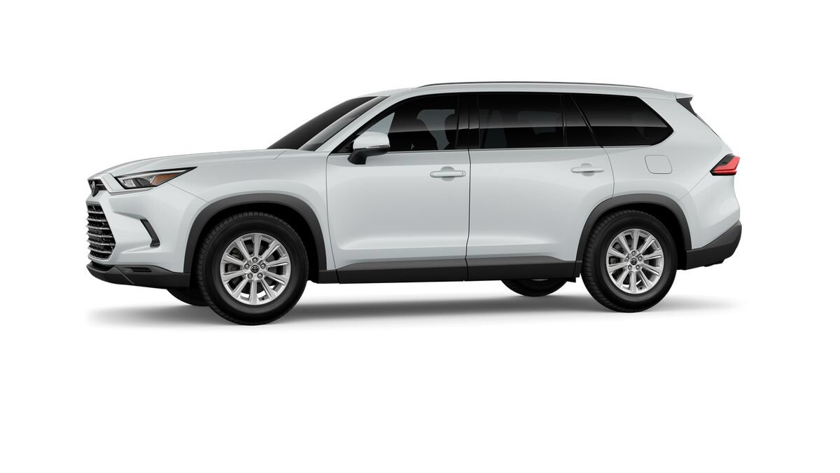 New 2026 Toyota Grand Highlander XLE FWD image 3
