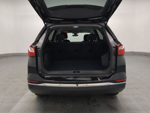 Used 2020 Chevrolet Equinox LT image 29