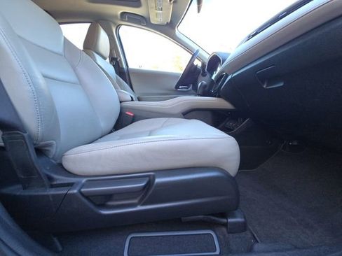 Used 2017 Honda HR-V EX-L image 14