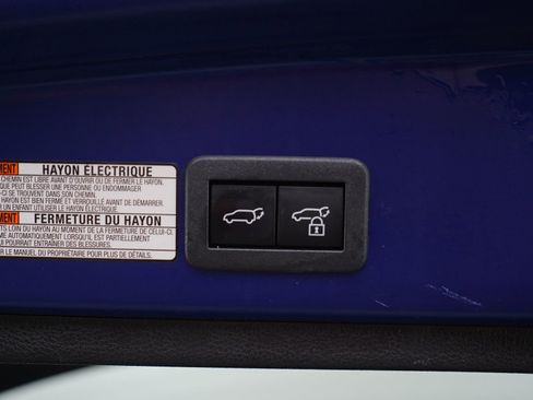 Used 2024 Toyota Corolla Cross XLE w/ Convenience Package AWD/4WD image 8