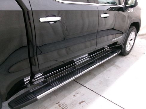 Used 2019 GMC Sierra 1500 SLT w/ SLT Premium Package AWD/4WD image 16