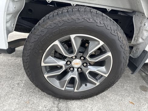 Used 2025 Chevrolet Silverado 1500 LT w/ All Star Edition Plus image 21