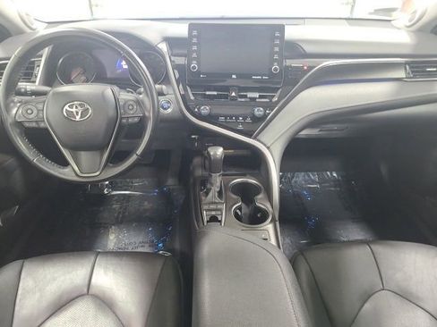 Used 2021 Toyota Camry XSE w/ Navigation Package FWD image 2