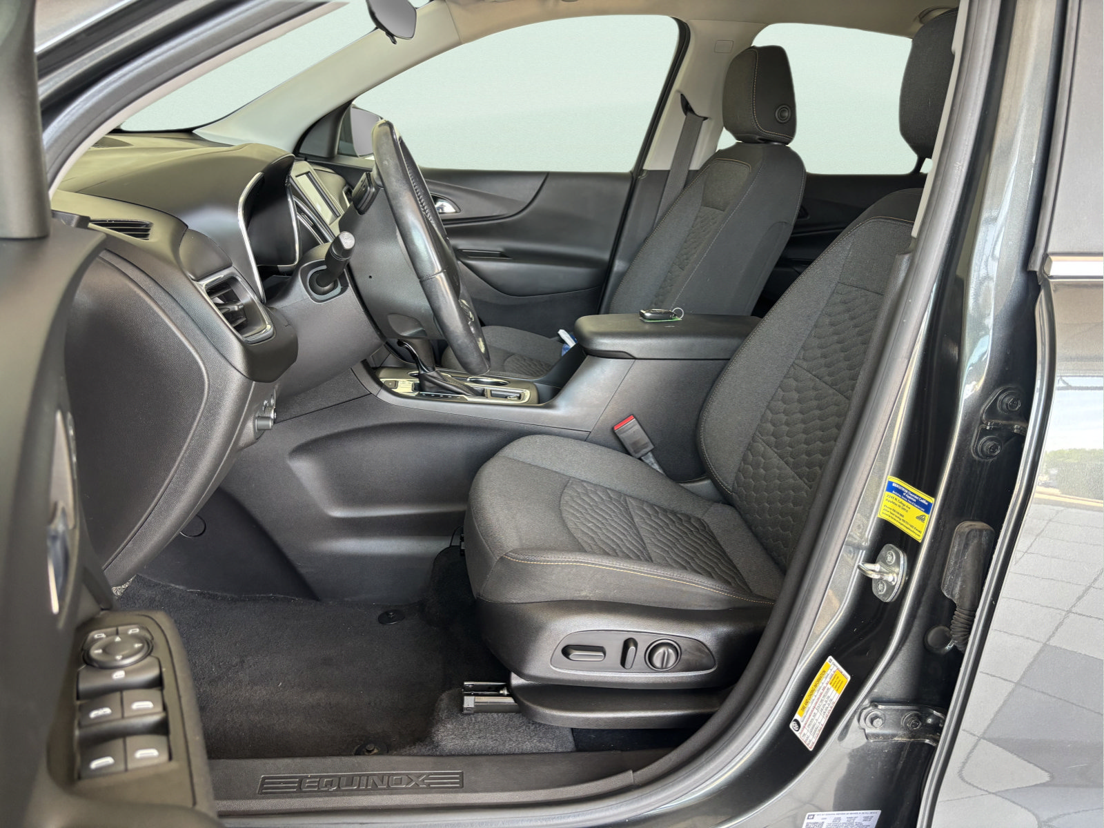 Used 2021 Chevrolet Equinox LT AWD/4WD image 10