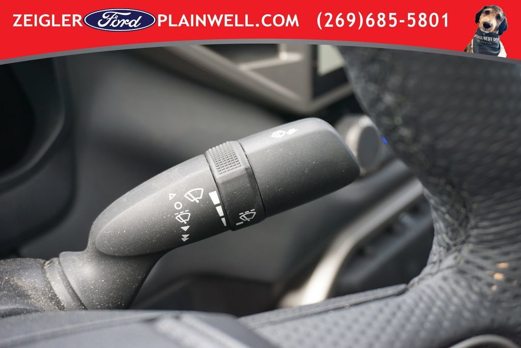 Used 2025 Toyota Tundra Limited AWD/4WD image 23