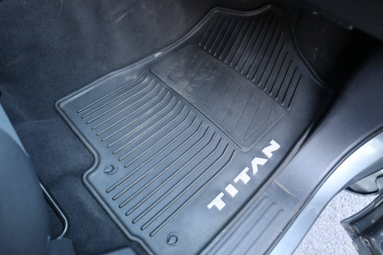 Used 2021 Nissan Titan SV w/ SV Convenience Package AWD/4WD image 48