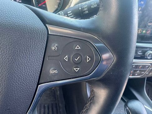 Used 2024 Chevrolet Traverse LT FWD image 18