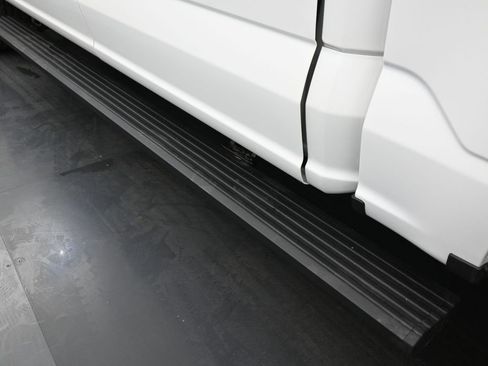 New 2025 Ford F150 Platinum w/ Equipment Group 702A High image 30