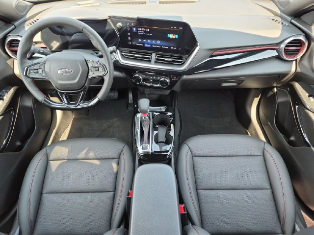Used 2026 Chevrolet Trax RS w/ Driver Confidence Package FWD image 13
