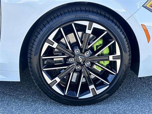 New 2026 Kia K5 GT image 5