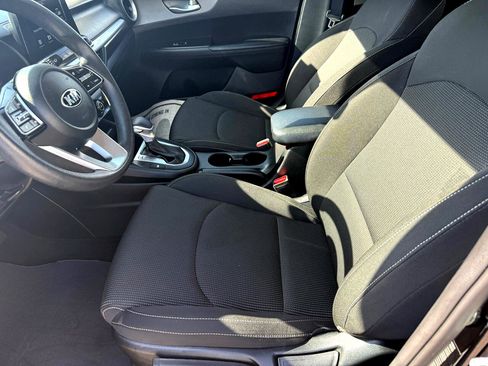 Used 2021 Kia Forte Sedan image 10
